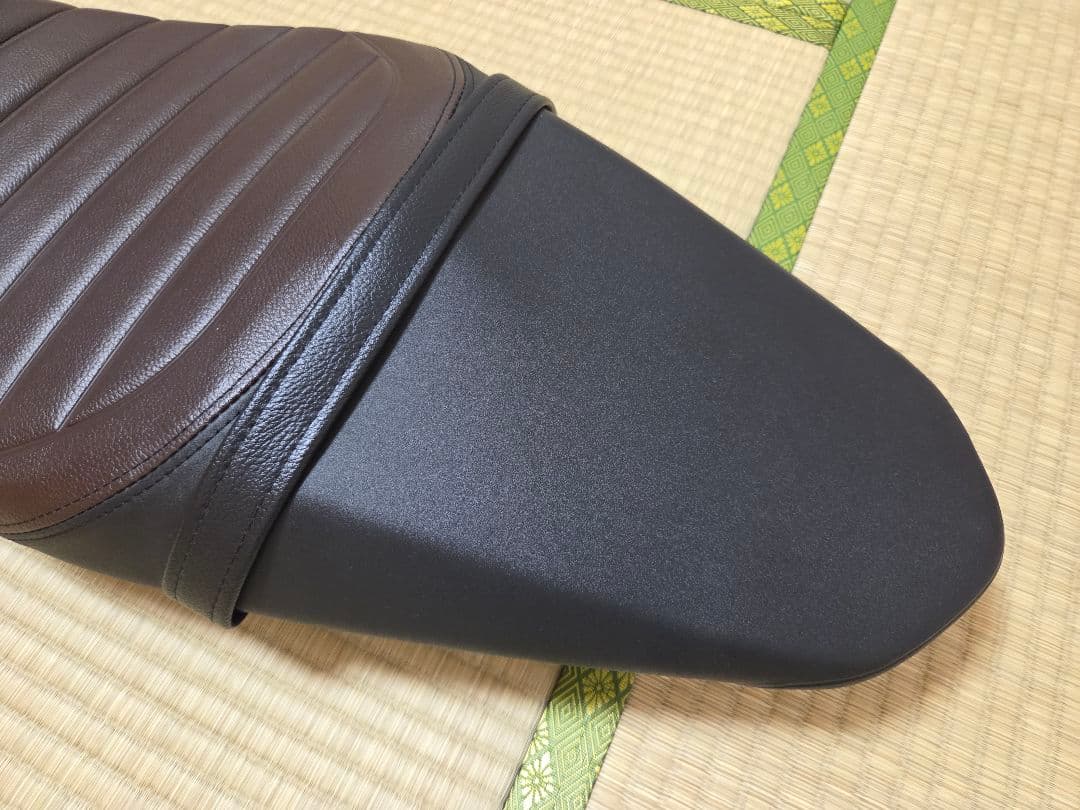 SV650X 純正シート