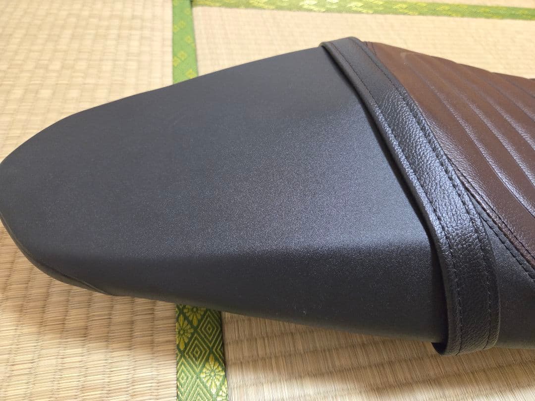 SV650X 純正シート