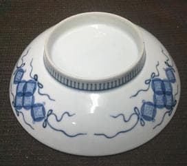 インテリア！【鍋島皿　花鳥文色絵皿　観賞　骨董木箱・ｋ42 】陶磁器 鉢丼　収集