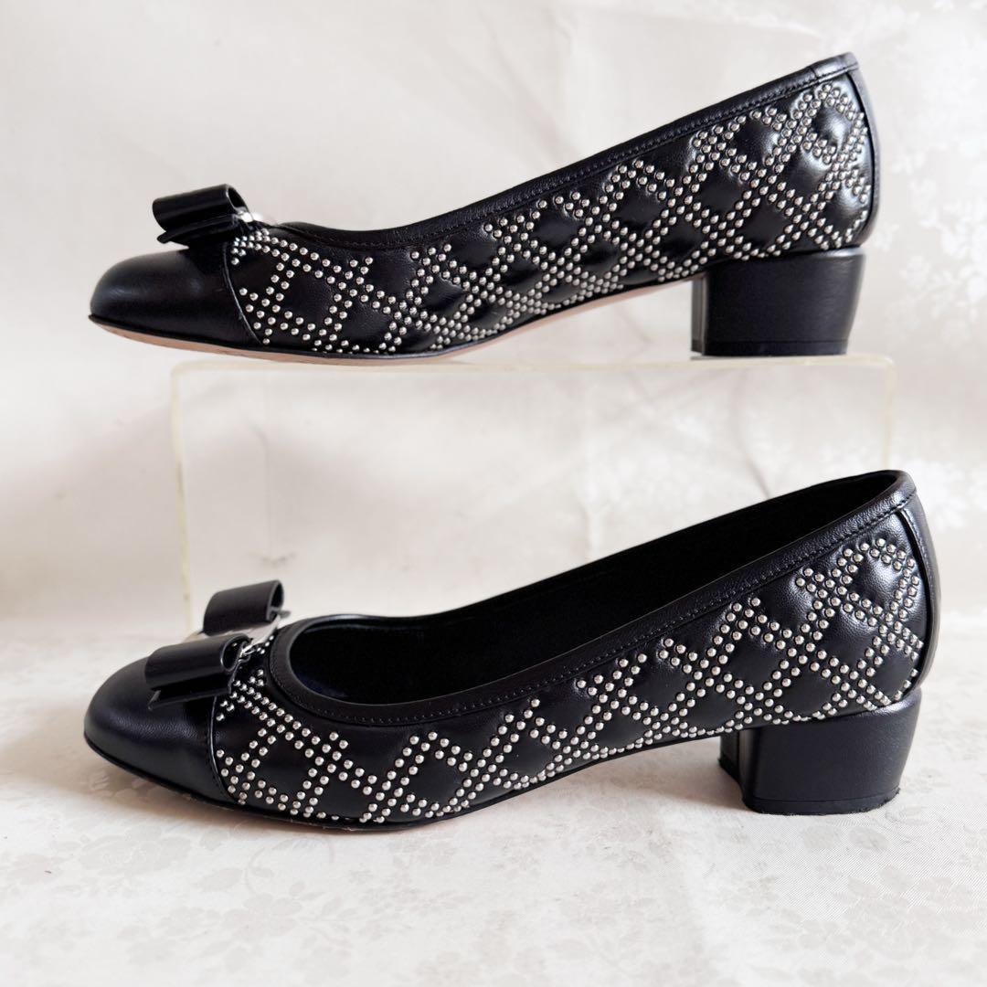 ✨美品✨サルヴァトーレ フェラガモ ヴァラリボン スタッズ パンプス ブラック