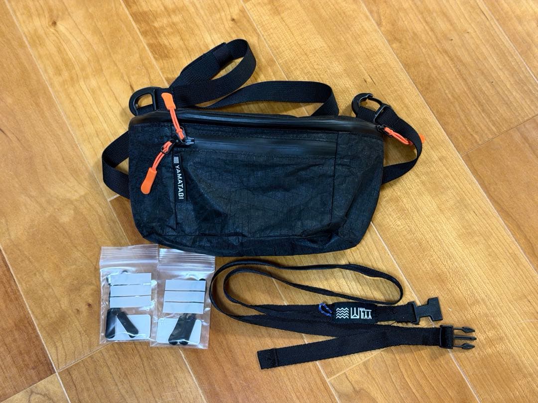 山旅ダイニーマ製ULサコッシュ・黒