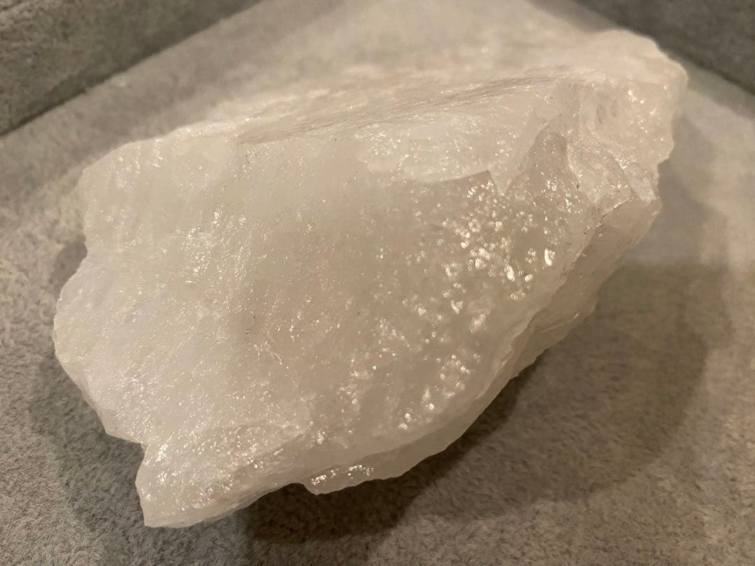 アゼツライト原石 希少サイズ H&E社 証明書付 今後入手不可　14.5cm