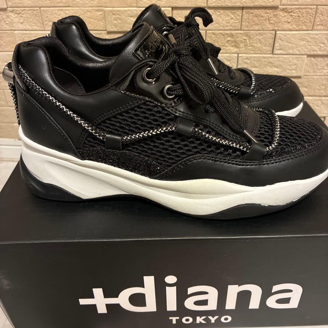 新品同様　+diana23センチ　厚底スニーカー