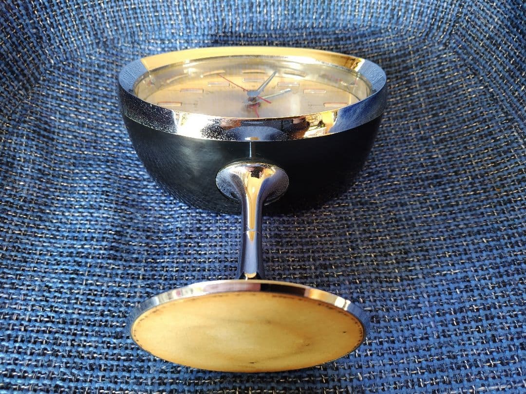 CITIZEN　スペースエイジデザイン置き時計