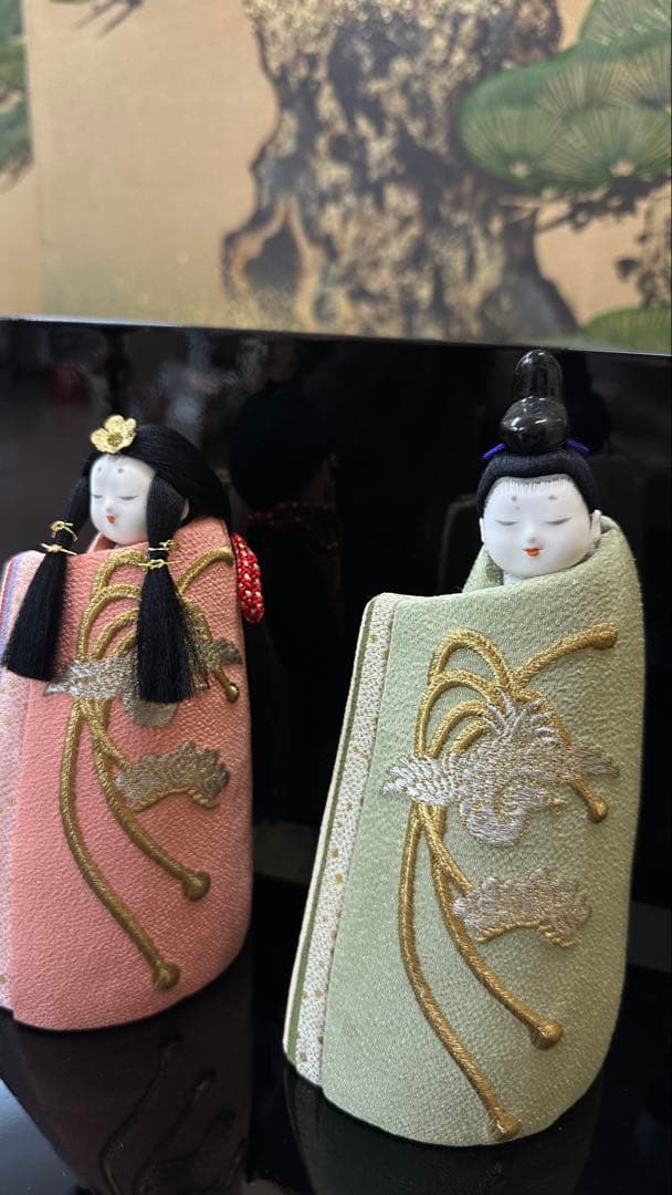 百華の雛人形　台、屏風付きの新品です