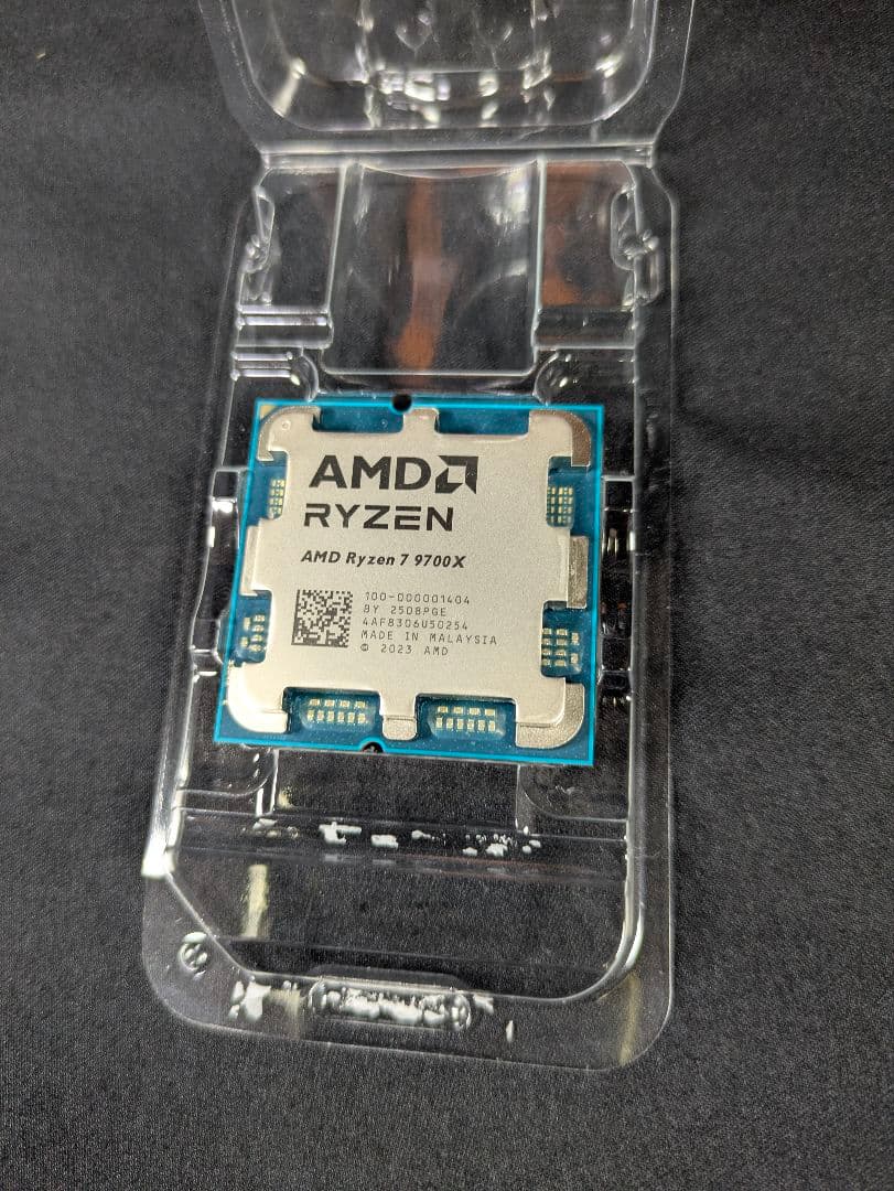 AMD Ryzen 7 9700X CPU バルク