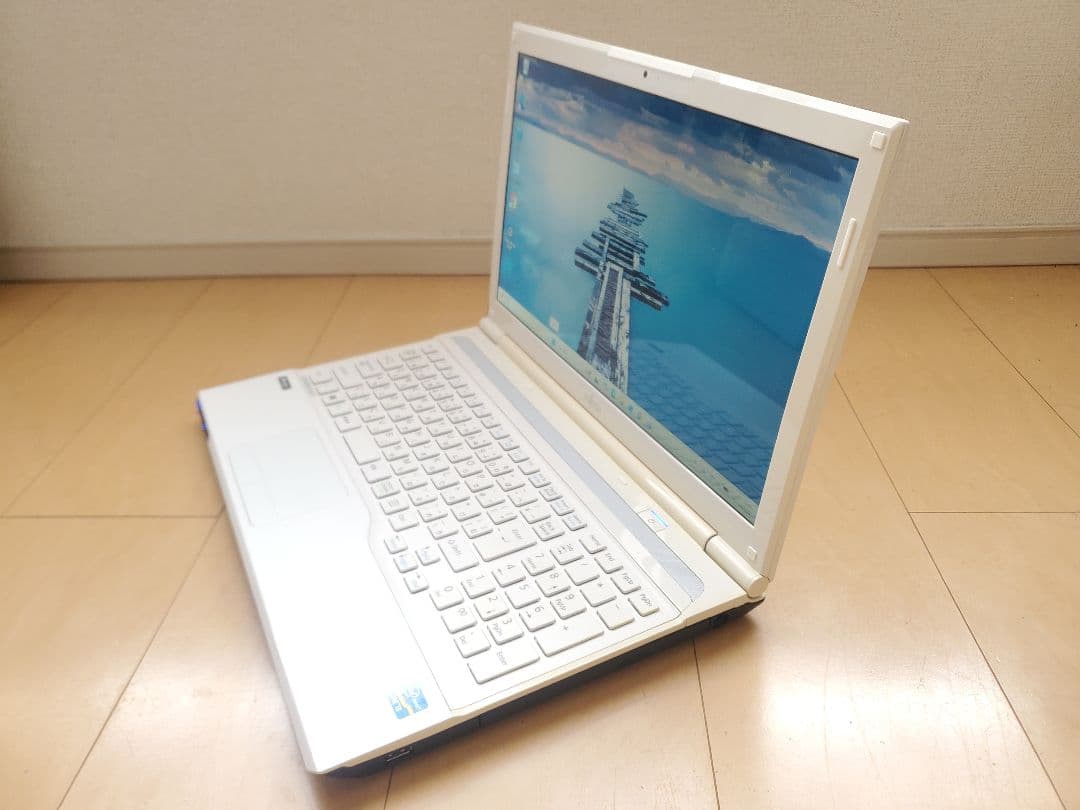 超高速富士通/Corei7/SSD512GB/メモリ16GB/オフィス2021