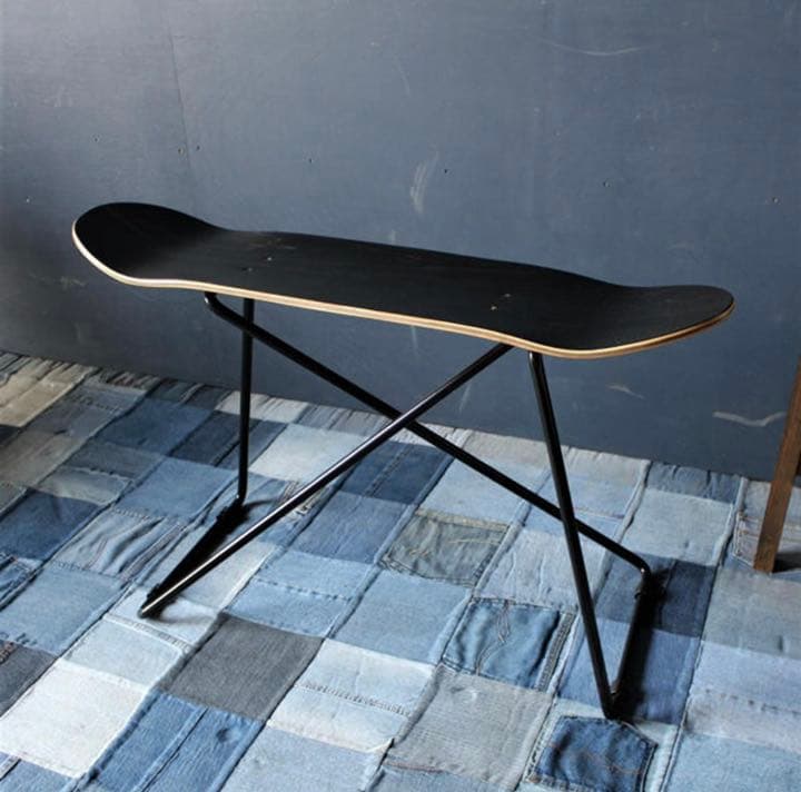 スケートボード　スツール