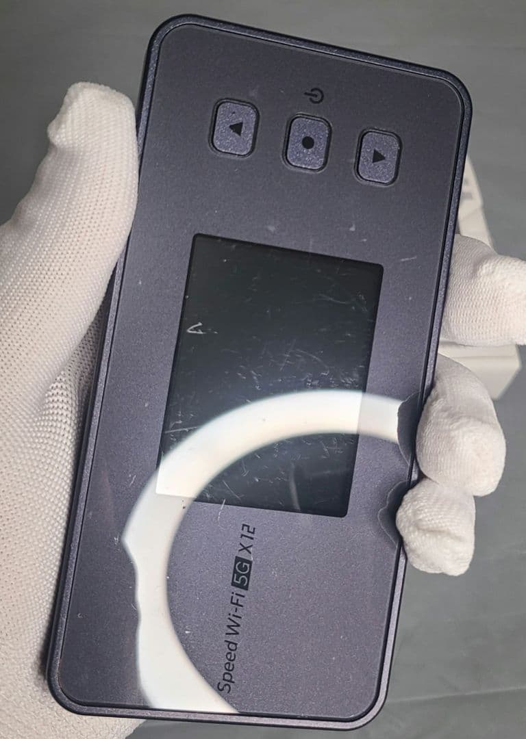 Speed Wi-Fi 5G X12 モバイルルーター クレードル付