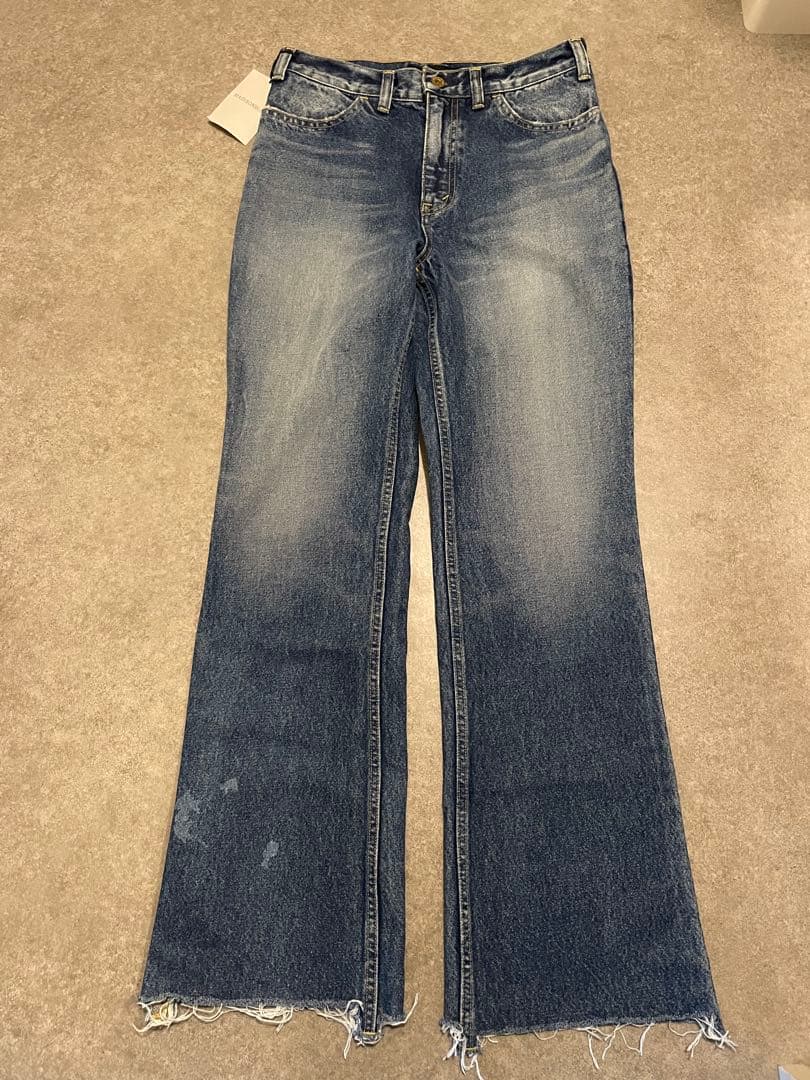 未使用　MADISONBLUE フレアデニムパンツ　S
