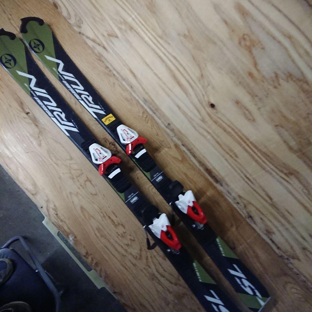 【中古品】オガサカTRIUNジュニアSTeamSLスキー140cm