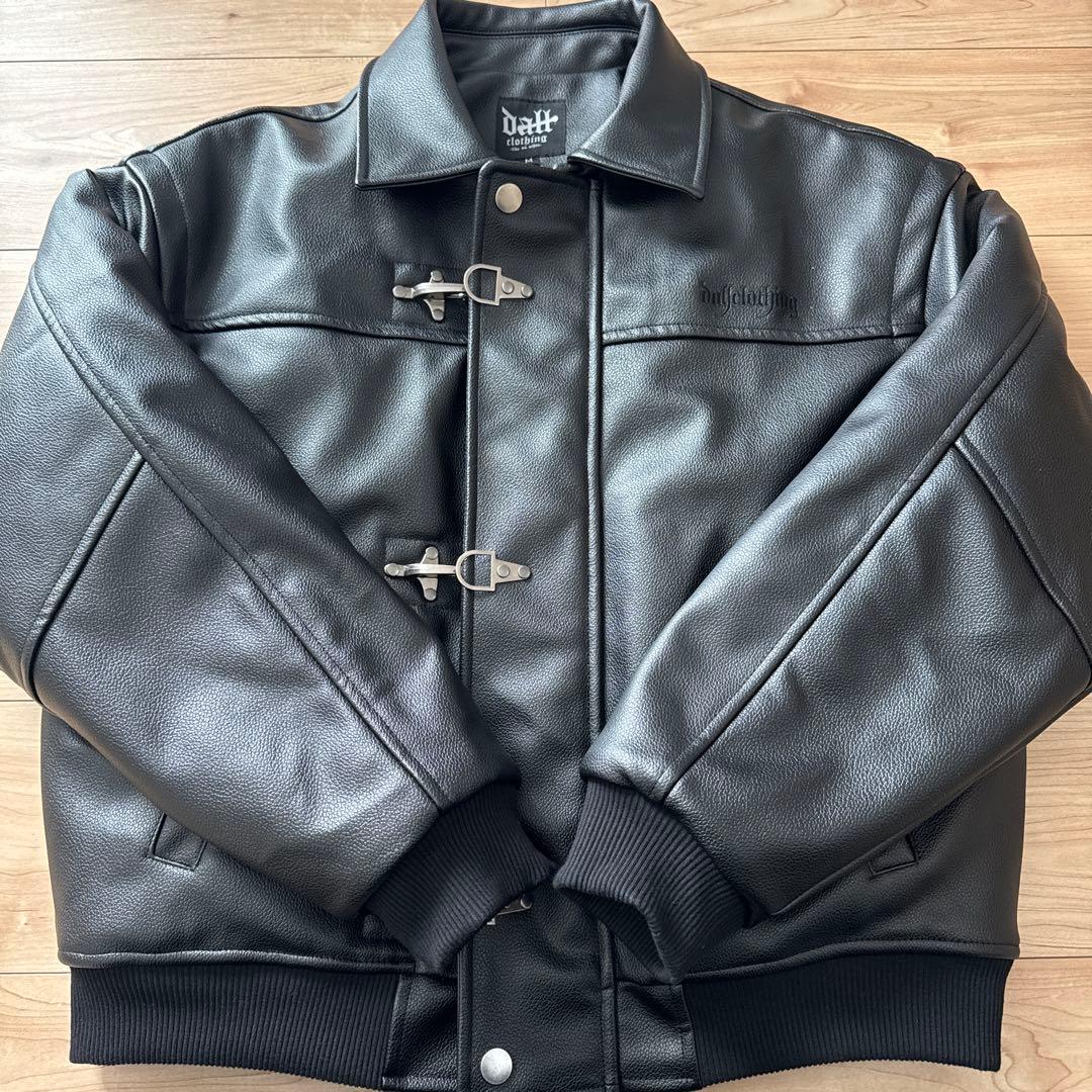 ダブルブレスト 黒 レザージャケット