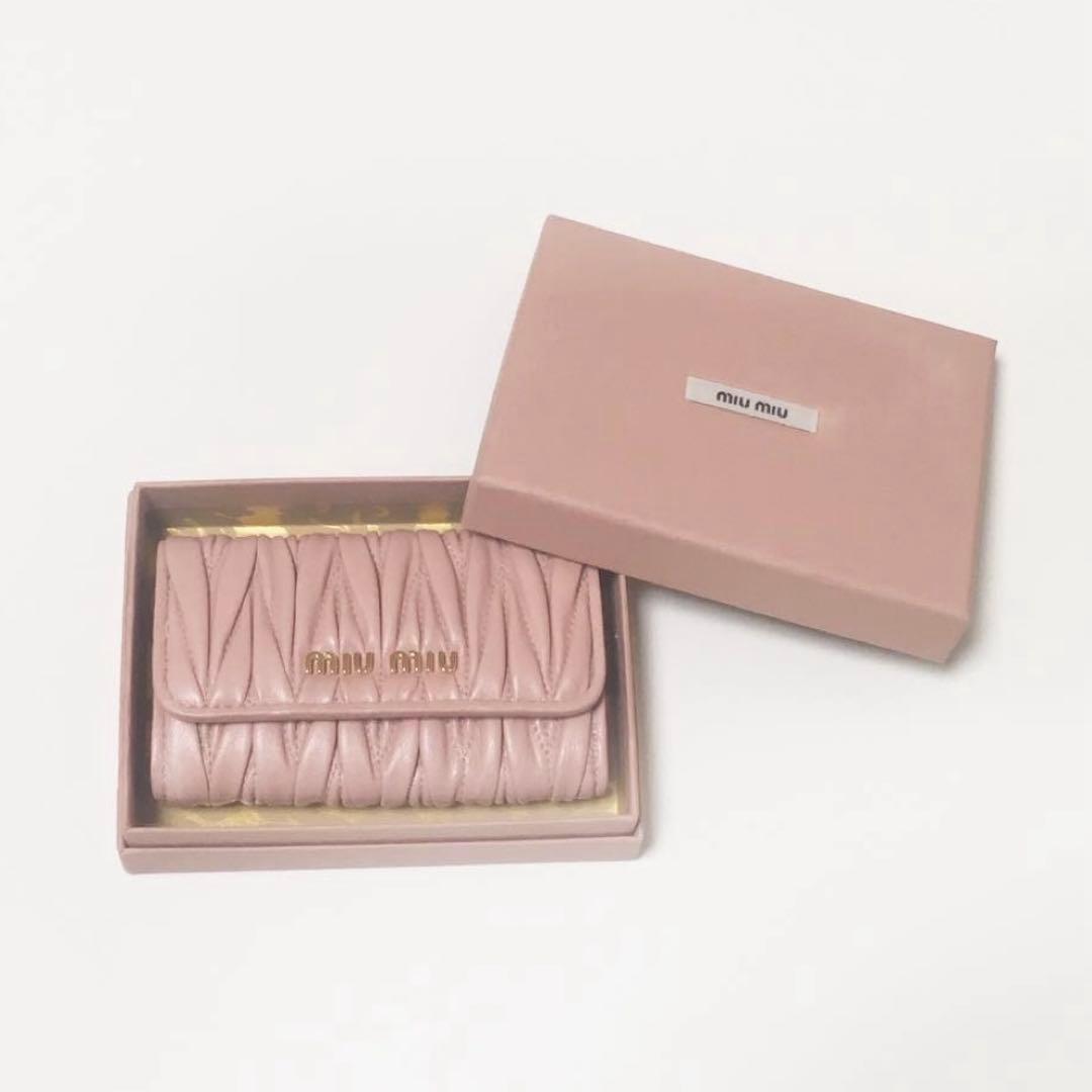 Miu Miu 三つ折り財布 オパール 5PG222 マテラッセ