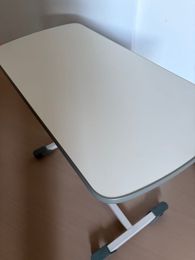 引き取り限定　パラマウントベッド　サイドテーブル　介護 PARAMOUNT