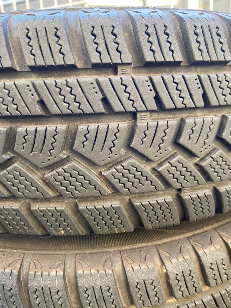 155/65R14 スタッドレスタイヤ　　引取歓迎