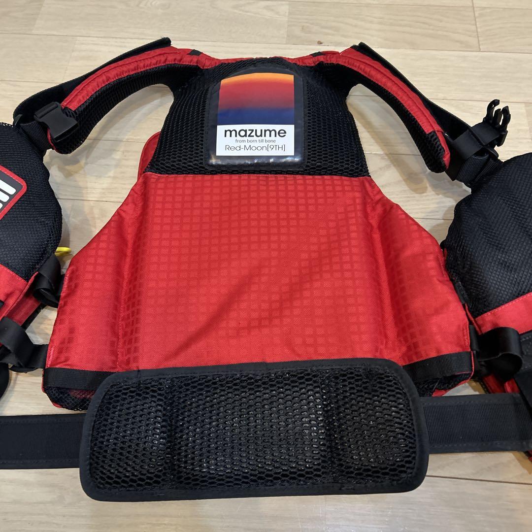美品 マズメ レッドムーン9th ライフジャケット