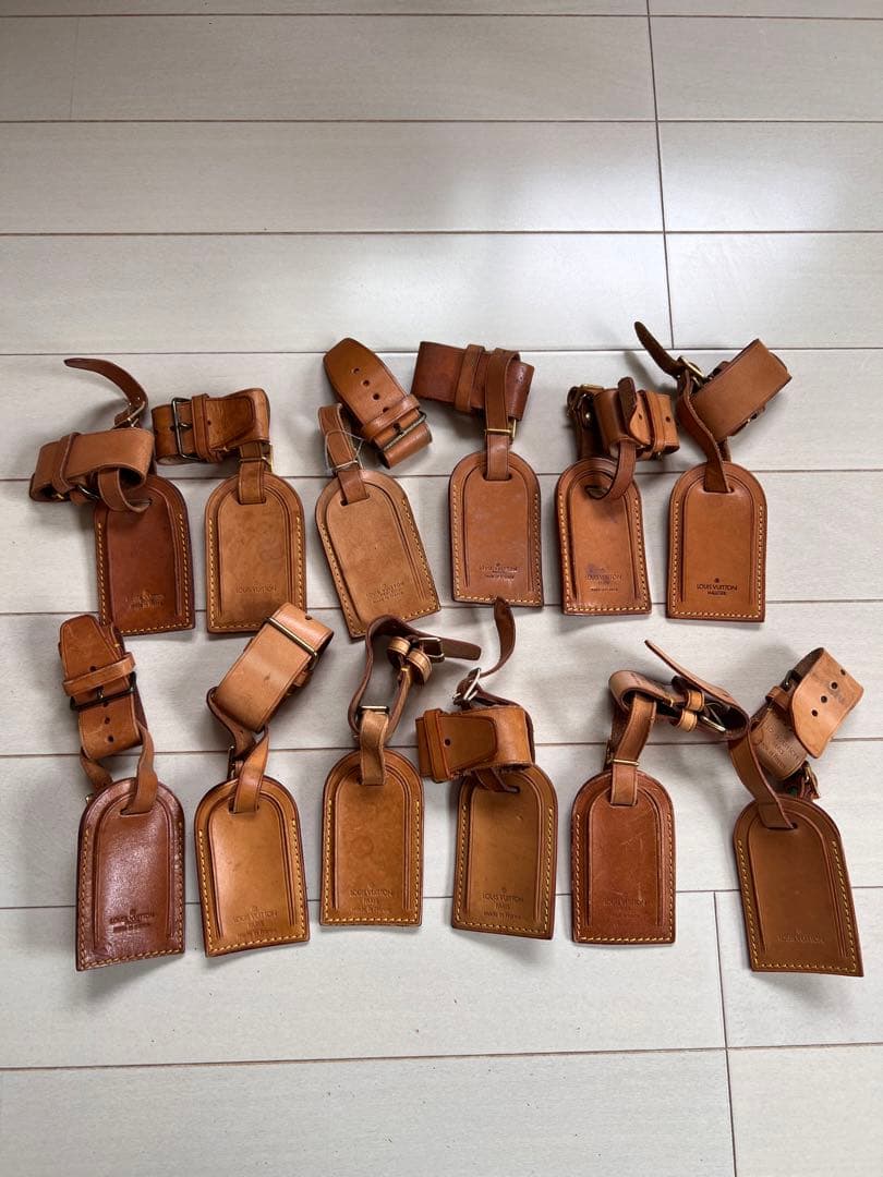 LOUIS VUITTON ヌメ革ネームタグ&ポワニエ　12点セット