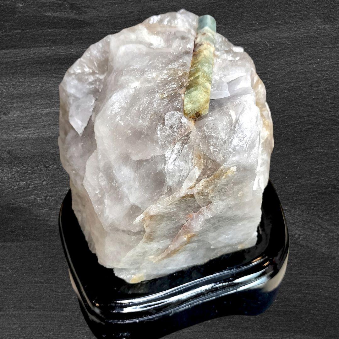 希少 ブラジル産 アクアマリン 母岩付原石 1,650g 結晶76mm 台座付