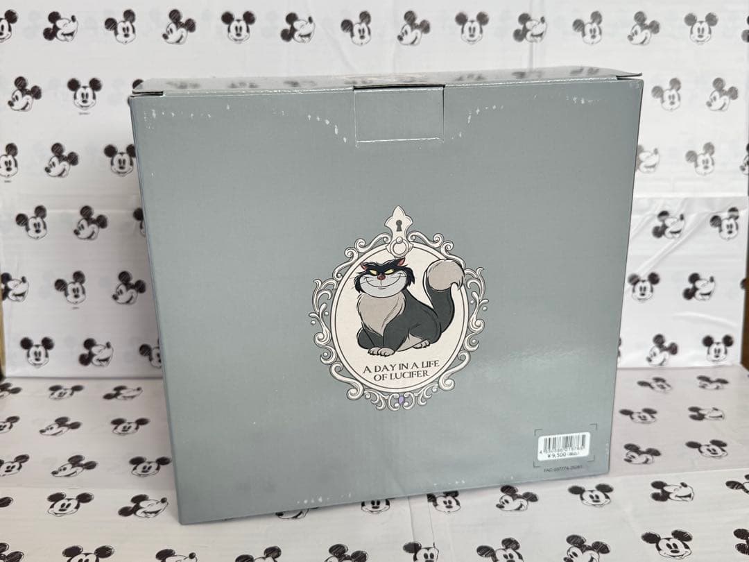 ルシファー　ジャック＆ガス 時計 DISNEY CAT DAY 2026