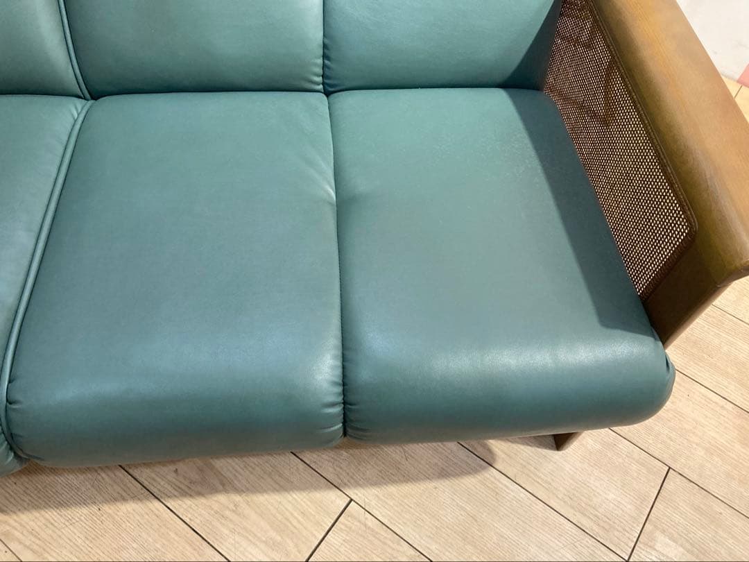 カリモク　karimoku 2人掛けソファ