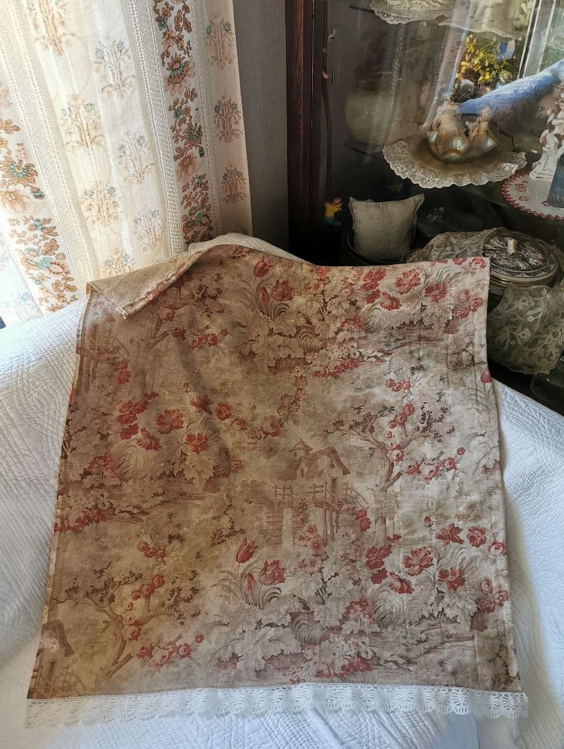 アンティークフランス トワルドジュイ 家と薔薇チューリップ ボビンレースカーテン