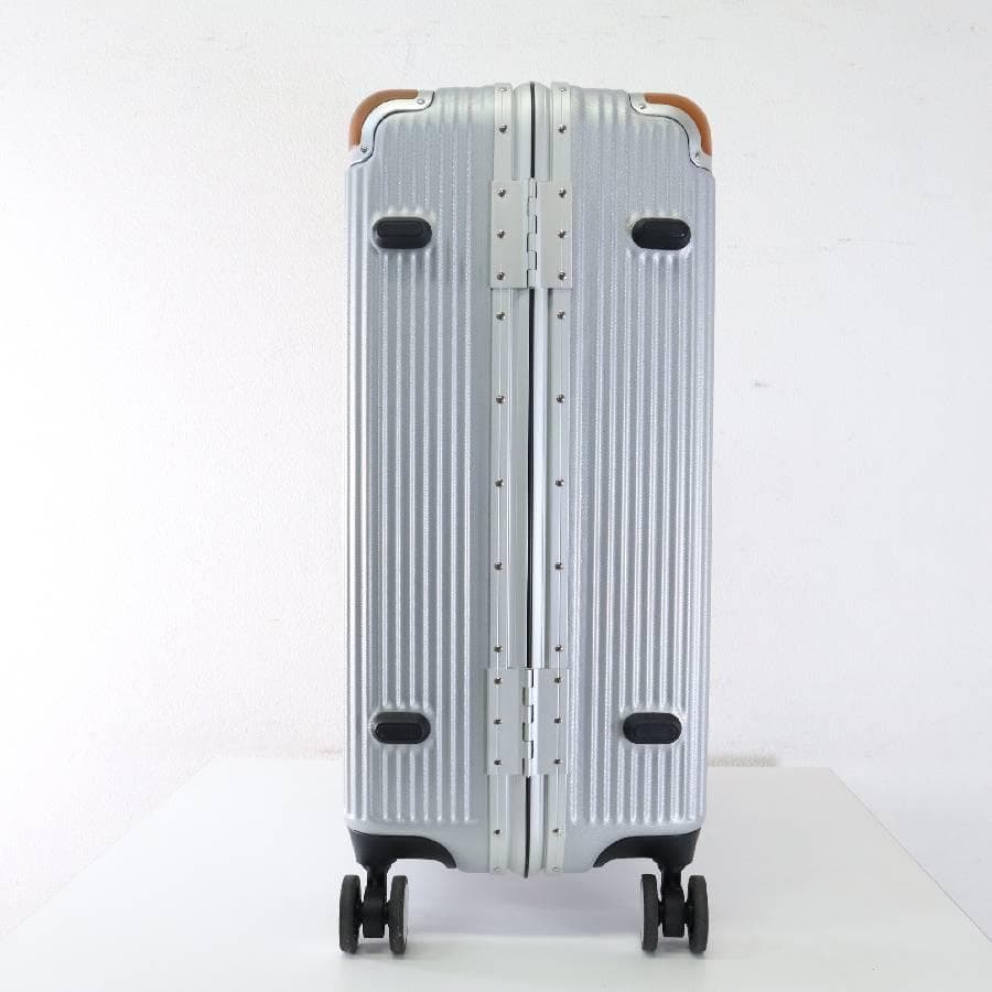 値下展示品 スイスミリタリー スーツケース 64L TSAロック付き シルバー系