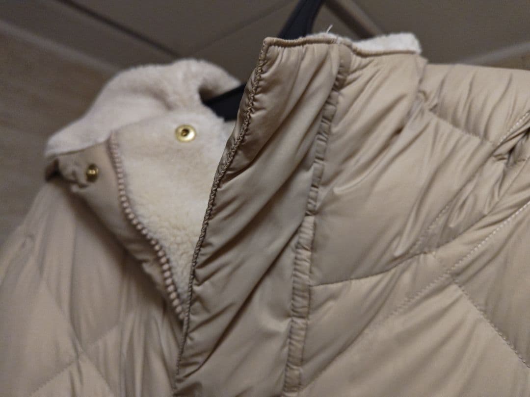 タイオン×ノーリーズ　別注ダイヤキルト×ボアロングダウン　リバーシブル　ベージュ