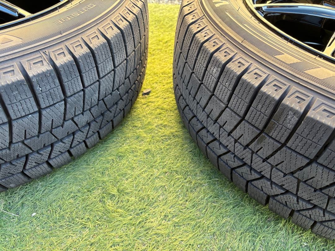 【Refrain】スタッドレス① 215/60R17