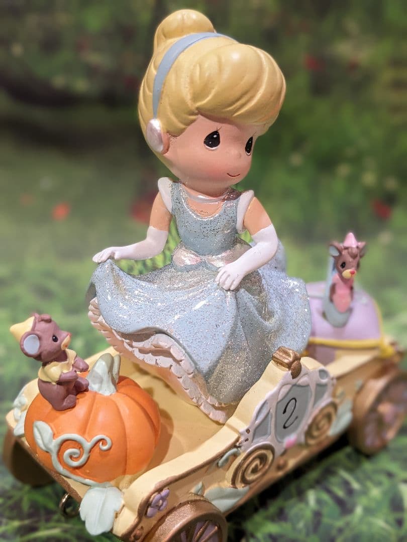 ディズニー　ショーケース　プレシャスモーメンツ　バースデーパレード　シンデレラ