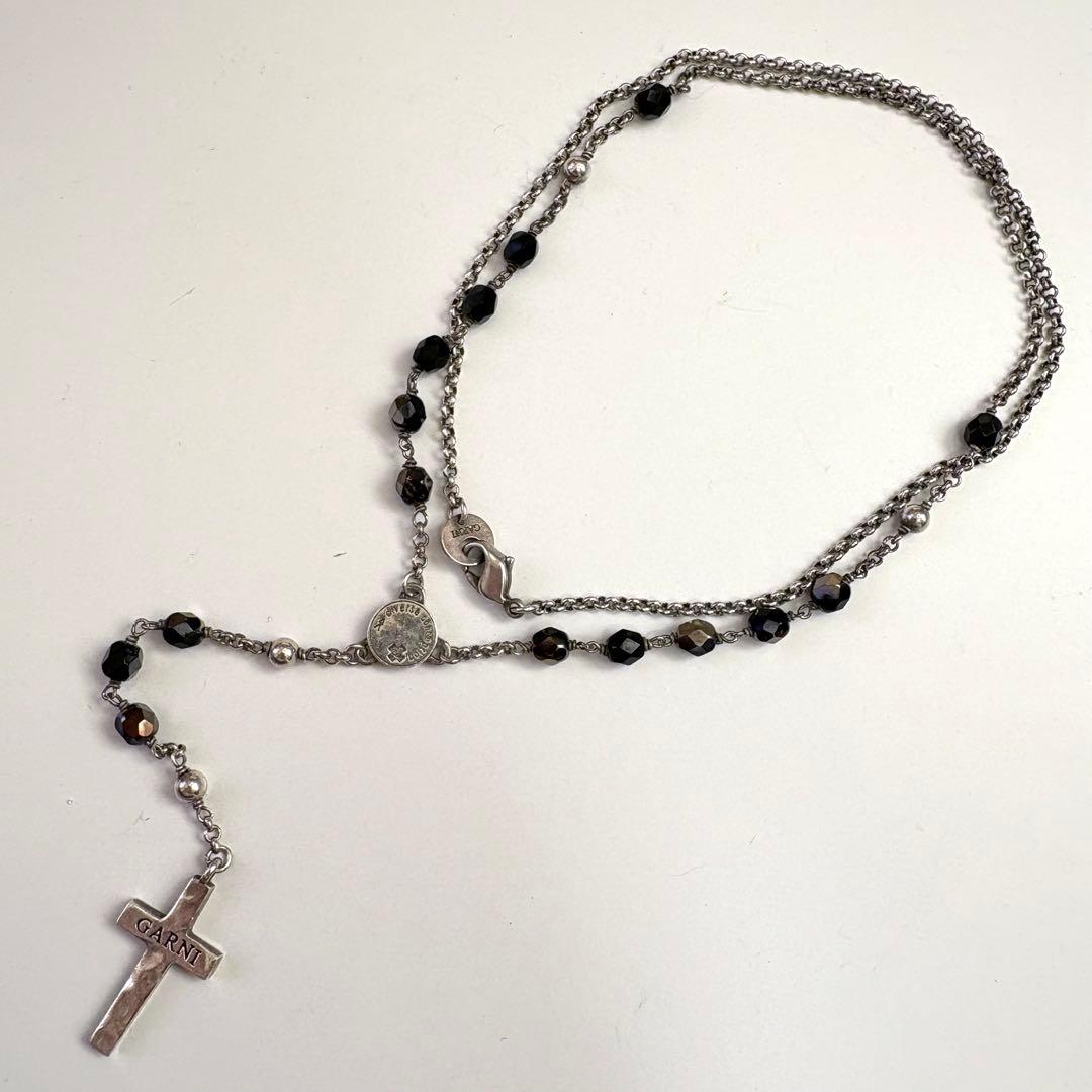 GARNI ガルニ　ブラックビーズ ロザリオシルバーネックレス