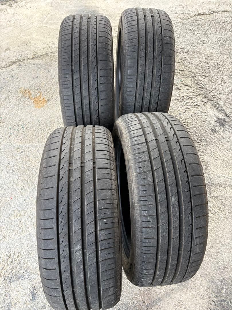 235/50/18 サマータイヤ 4本セット　30アルファード