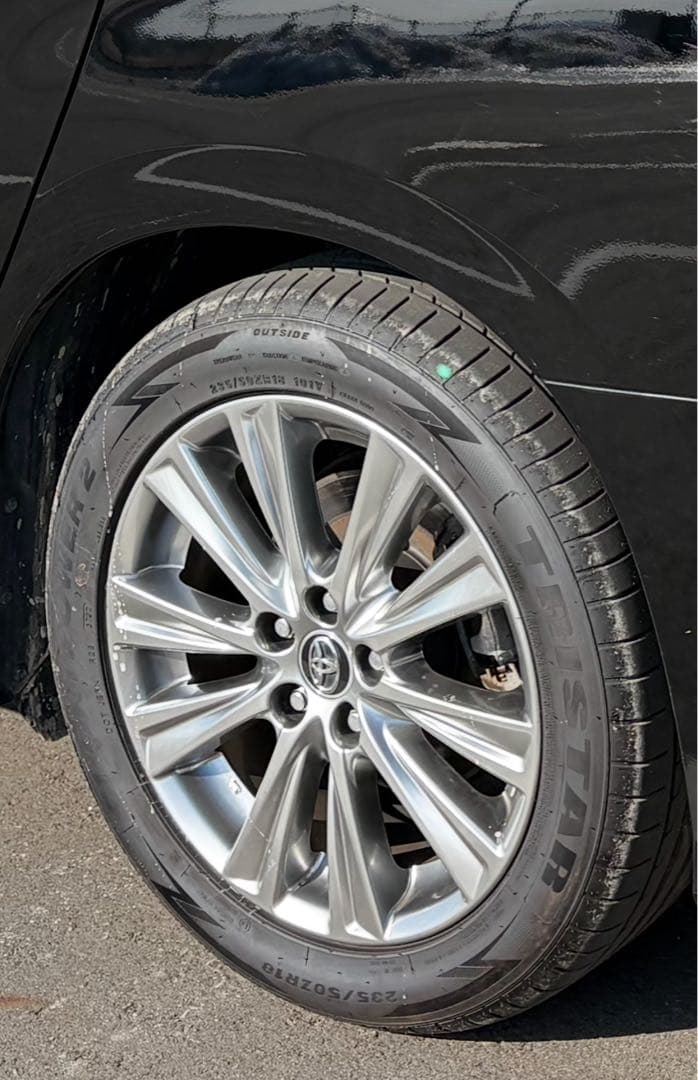 235/50/18 サマータイヤ 4本セット　30アルファード