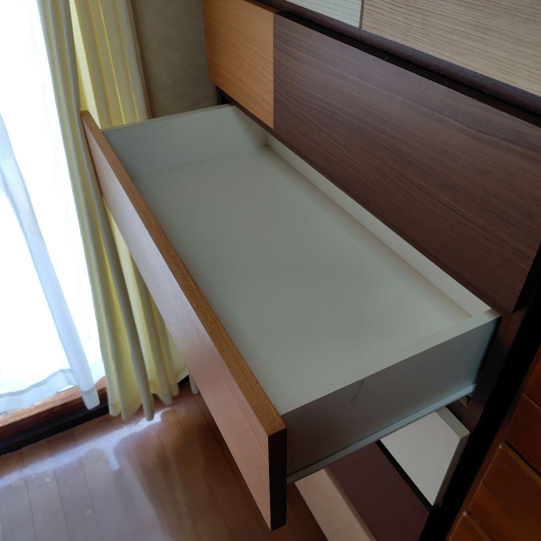 ニトリ　モダンストライプデザインチェスト　6段