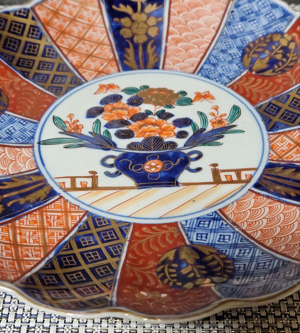 【最上作品❗️】幕末～明治　古伊万里　金襴手　鉢花の図　18輪花縁　鎬造　染錦皿