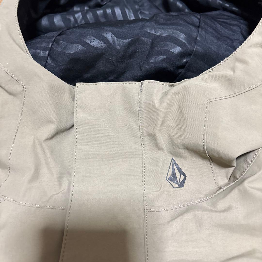 VOLCOM ボルコム　GORE-TEX スノーボードジャケット　メンズM￼
