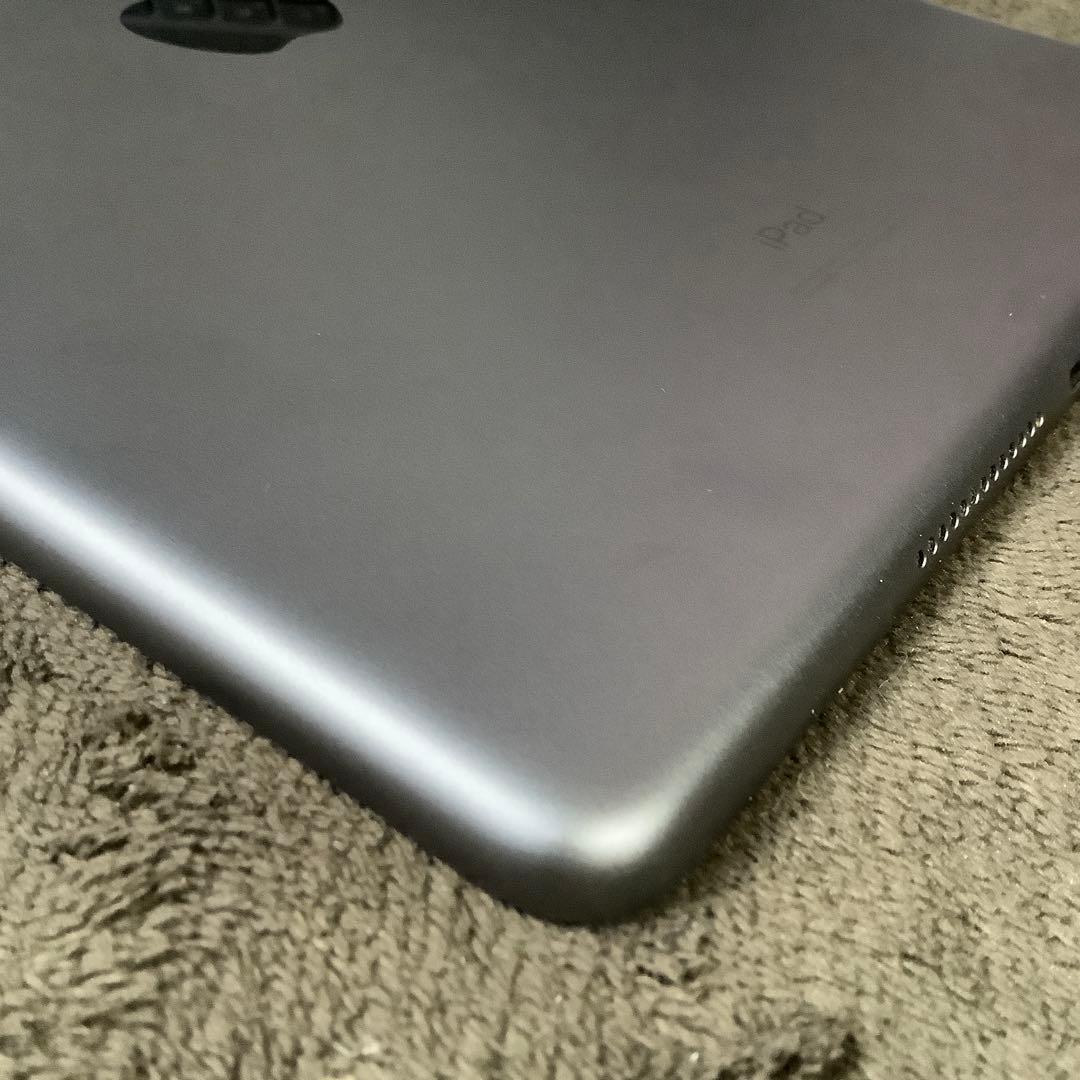 Apple iPad (第8世代) 32GB