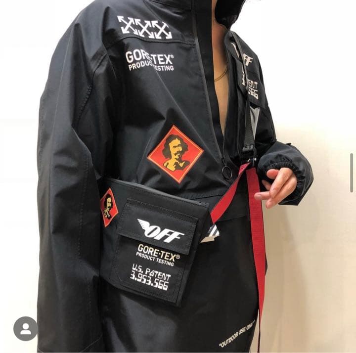 off-white goretex ジャケット　新品