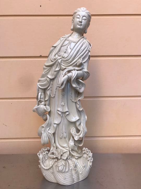渡海观音。 德化白瓷。 清中期。中国骨董。古美術