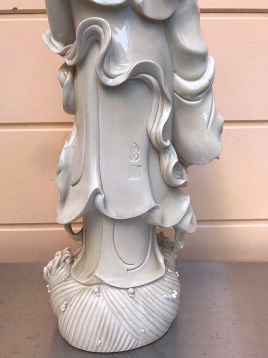 渡海观音。 德化白瓷。 清中期。中国骨董。古美術