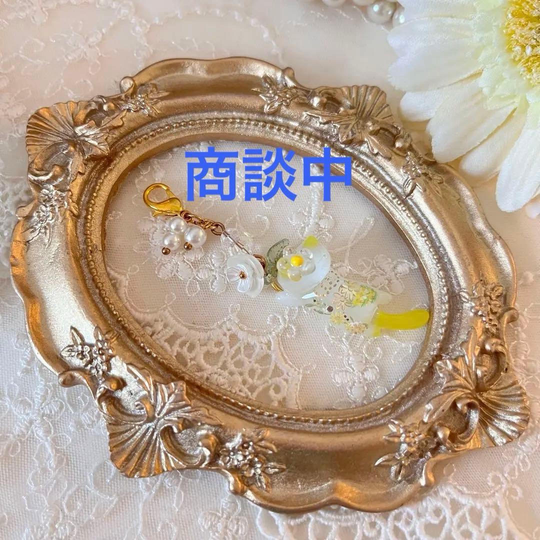 ฅ❤️ レジン　ねこ　パール　花　バックチャーム　チャーム　ヘアゴム