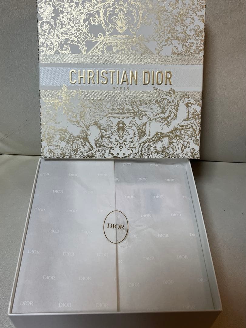 新品未使用ミスディオール 　2023クリスマス限定コフレ　ハンドジェル