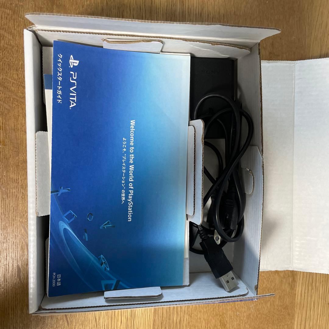 PlayStation Vita PCH-2000 ZA11 Black 本体