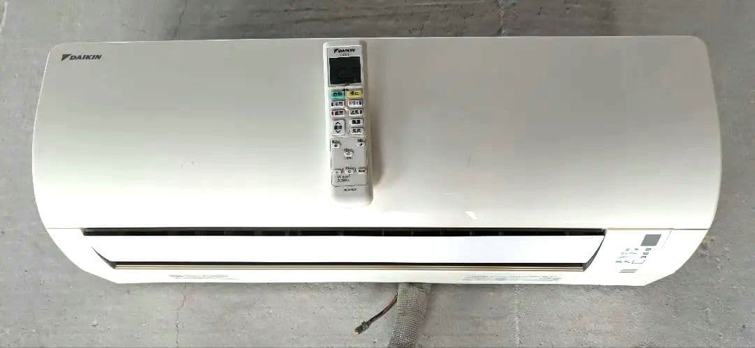 ルームエアコン１０畳　F28RTEV-W クーラー　ダイキン