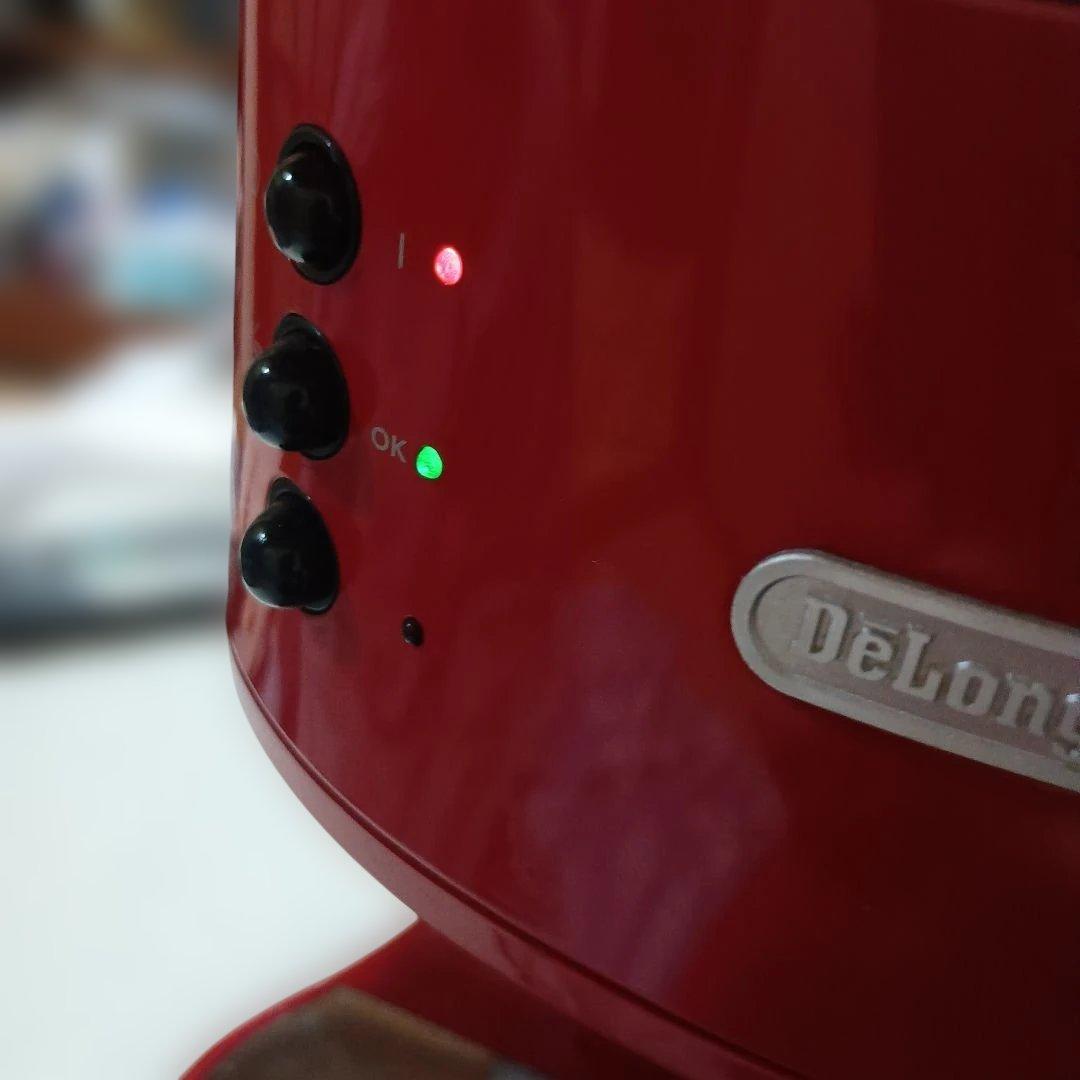 デロンギ エスプレッソ•カプチーノ メーカー EC0310/レッド