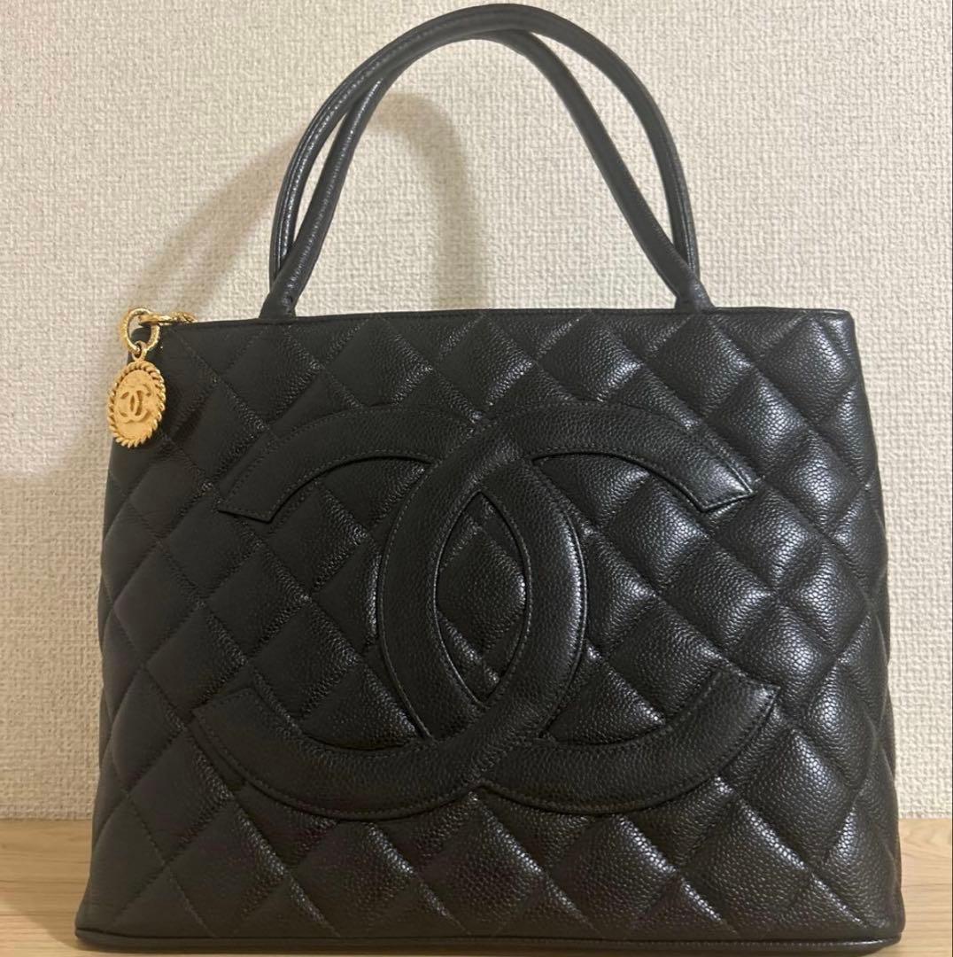 CHANEL 復刻トート　美品　正規品　キャビアスキン