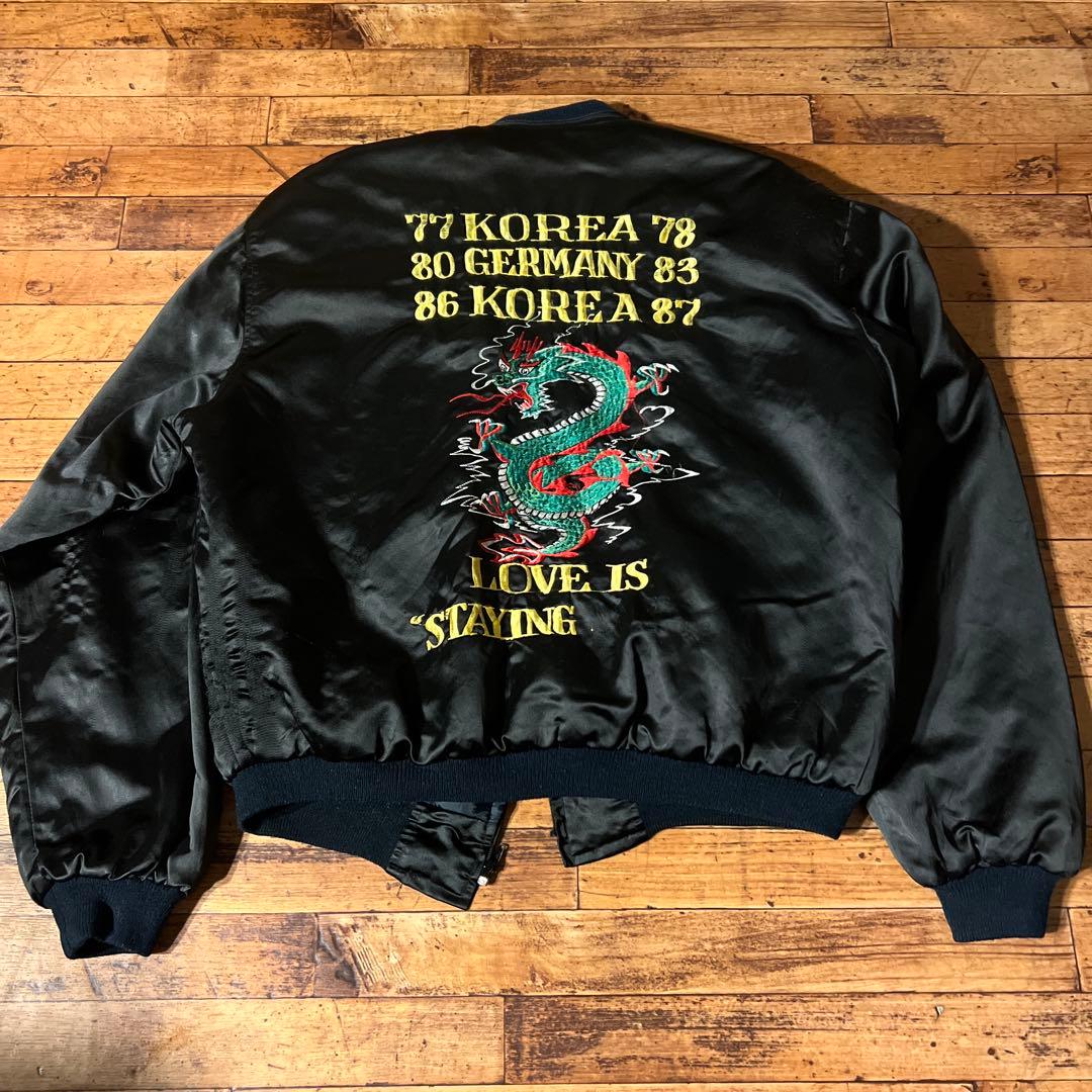 70s80s Vintage ドラゴン刺繍 ブラックサテン スカジャンスーベニア