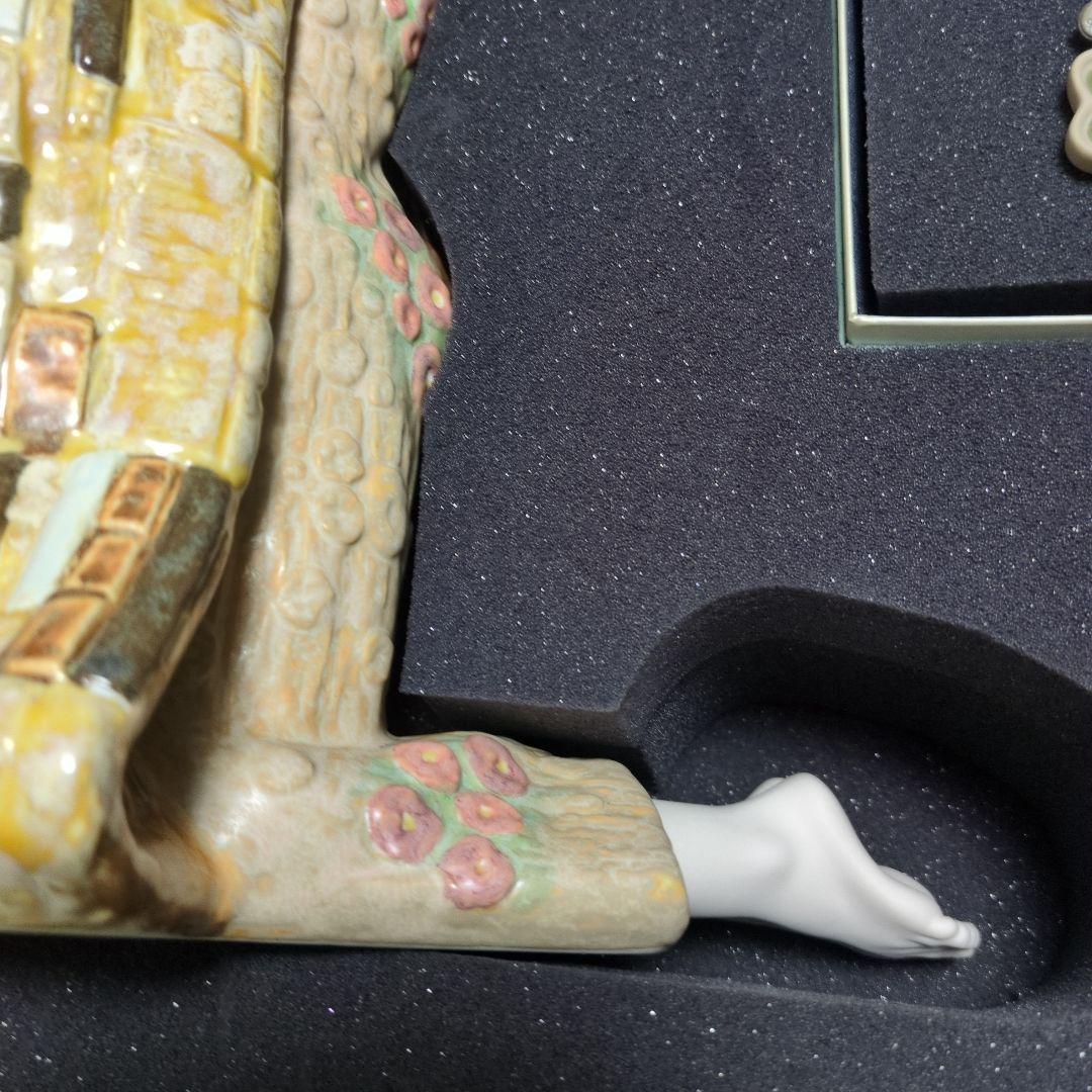 （希少）リヤドロ 接吻　 グスタフ・クリムト　NO.8204　 陶器人形