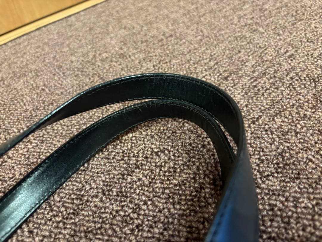 CHANEL シャネル　ニュートラベルライントートMM ブラック2