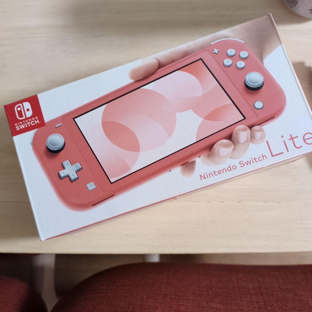 Switch Lite 任天堂　スイッチライト　ピンク　ニンテンドー