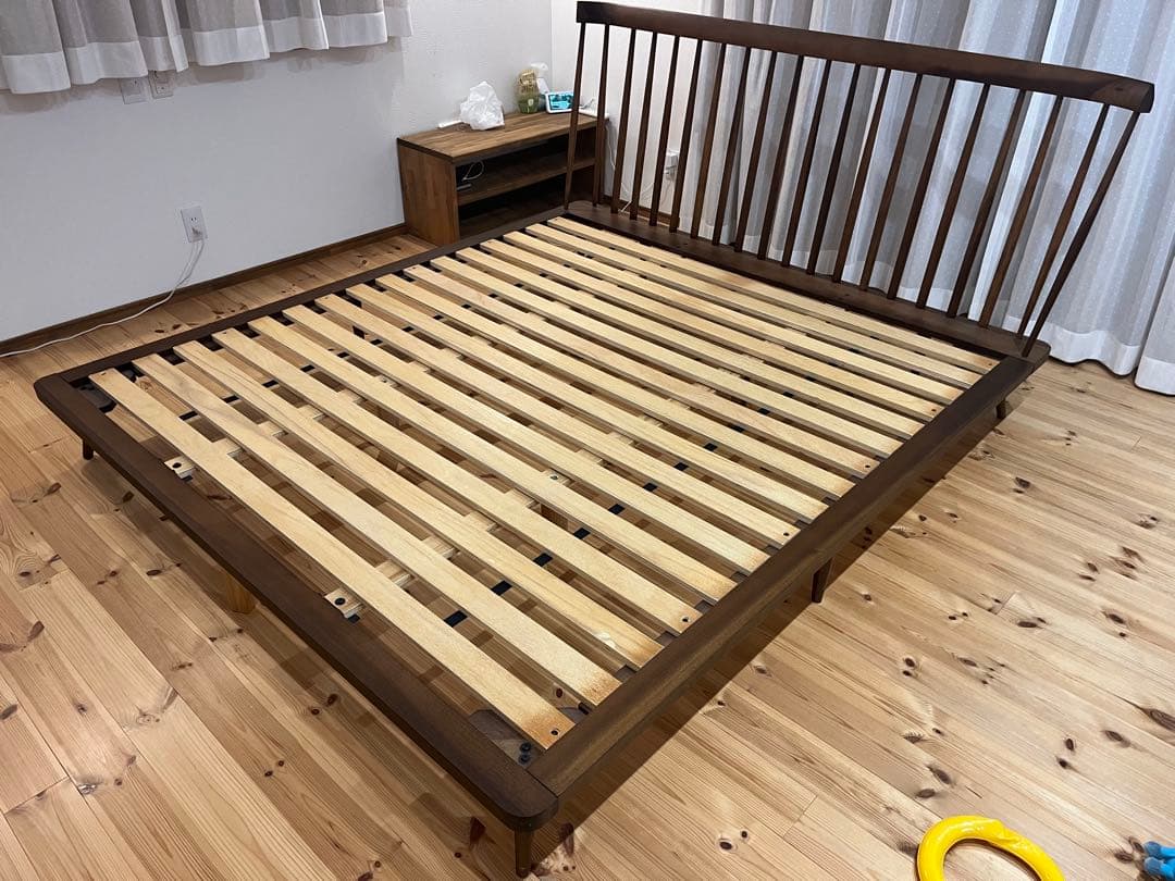 ニトリ クイーンベッドフレーム